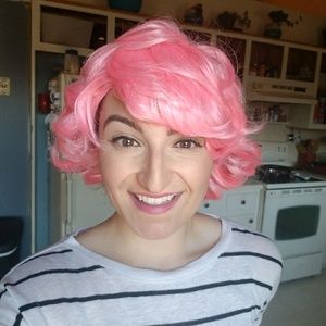 Meet your Posher, Amber